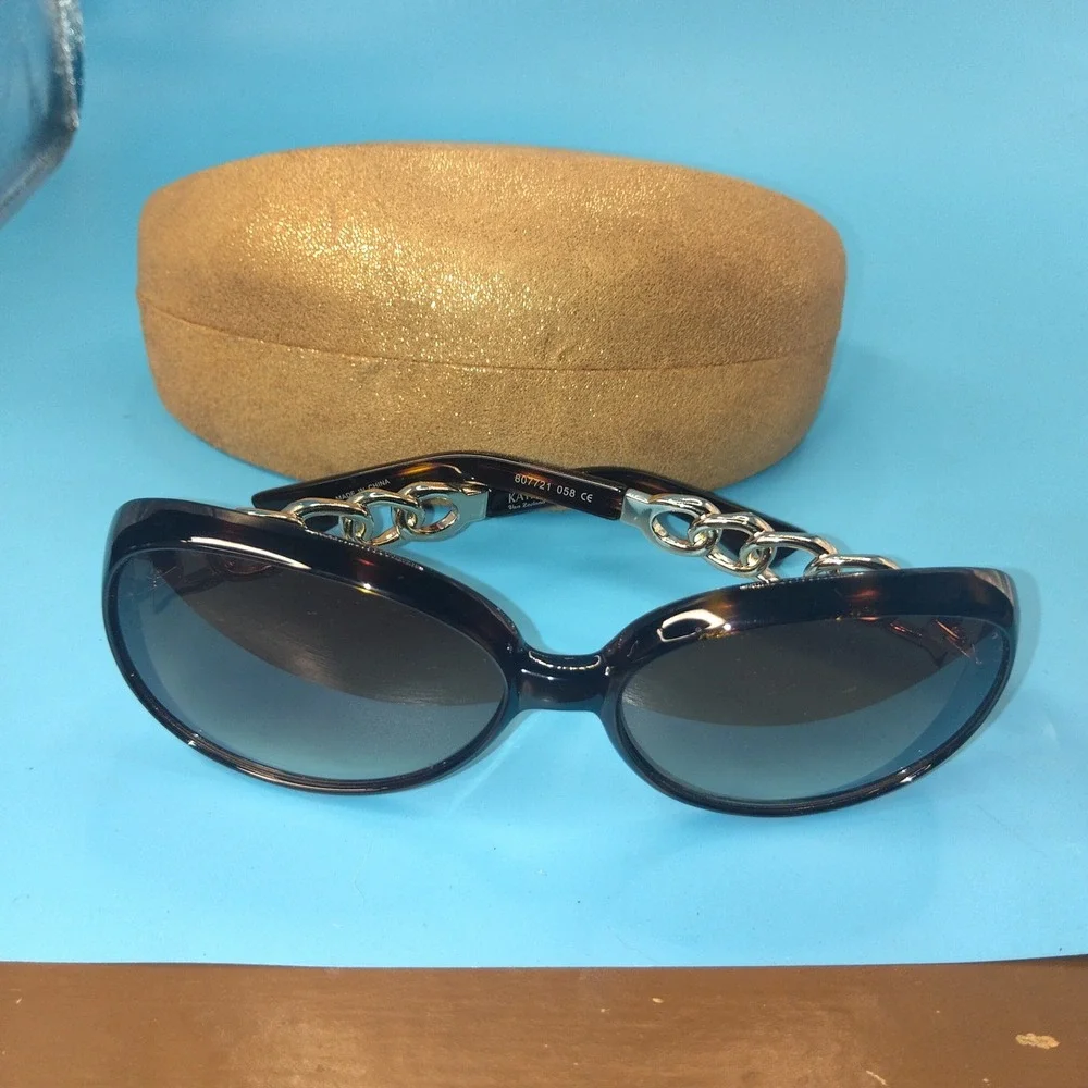 Kathy Van Zeeland Tortoise Shell Oval Sunglasses Gold Chain Rhinestone 807721